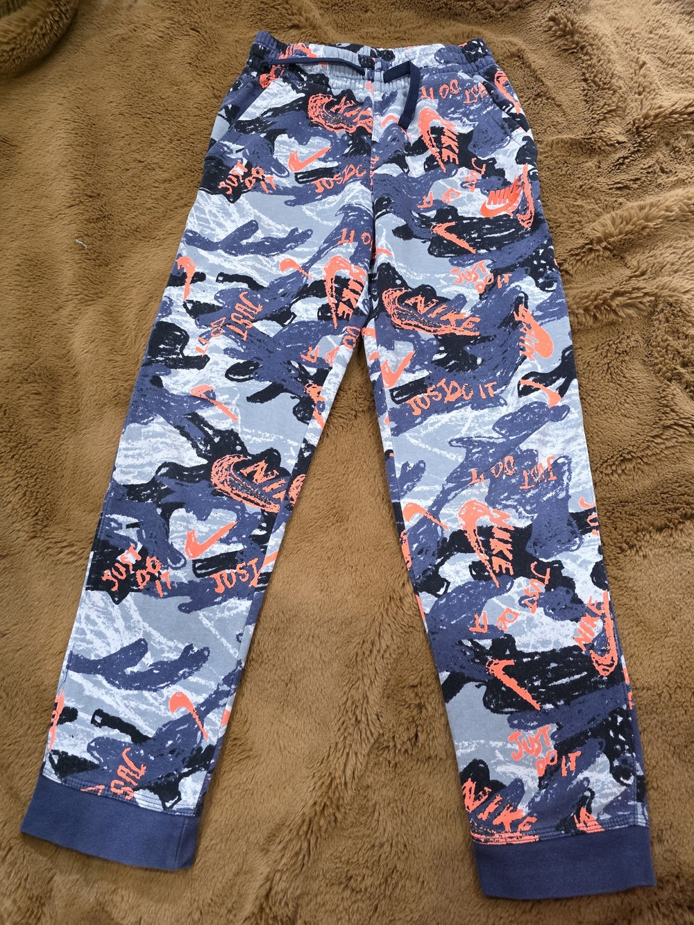 Nike XL Youth Camo Joggers in Gray & Navy with Orange Accents
